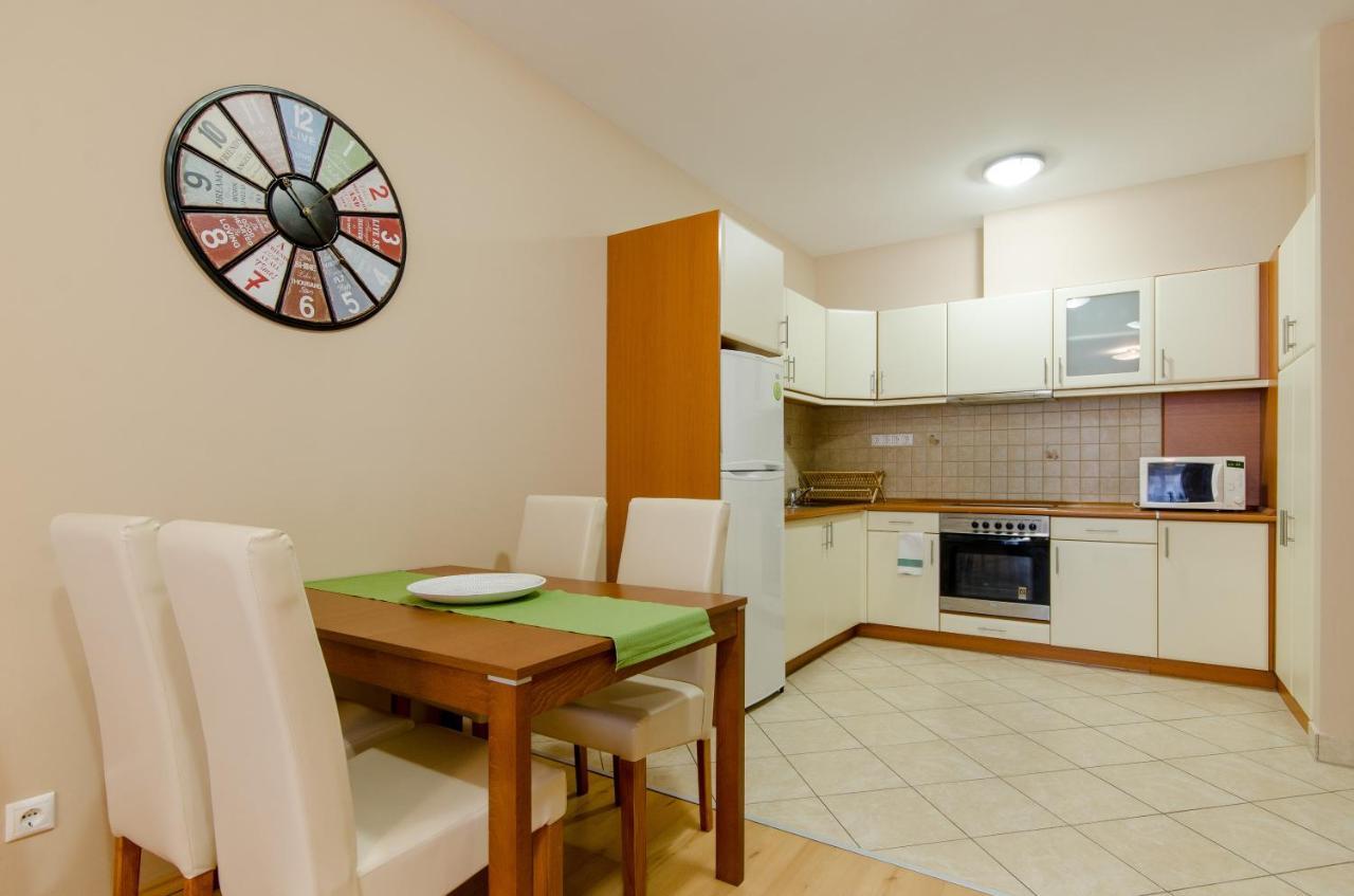Broadway Apartments Budapest Esterno foto
