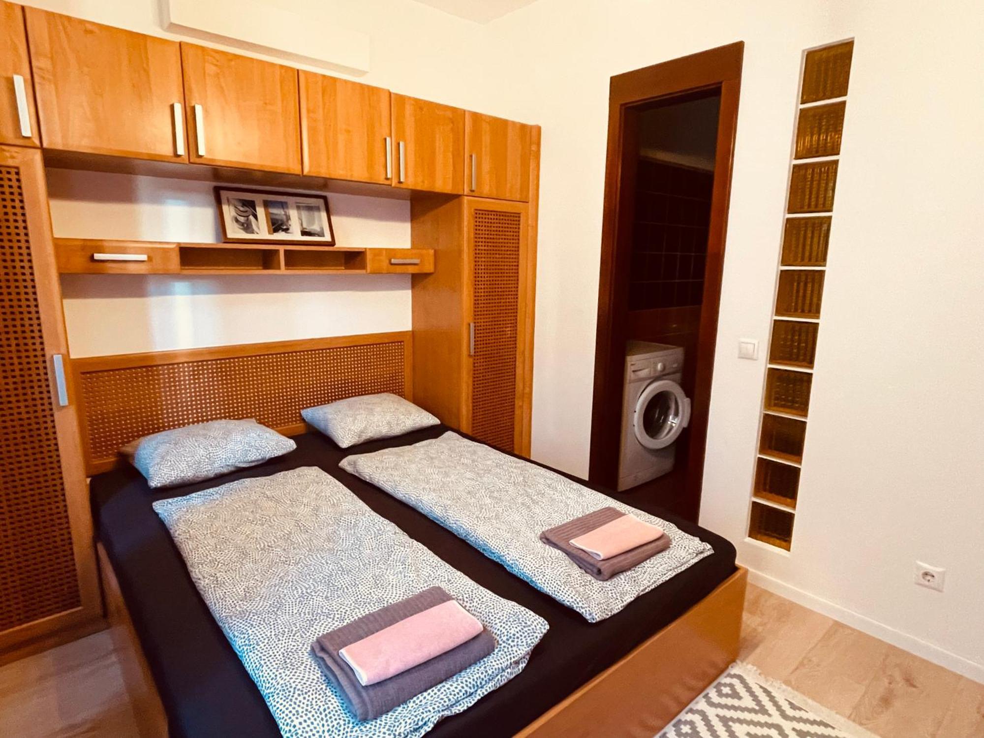 Broadway Apartments Budapest Esterno foto